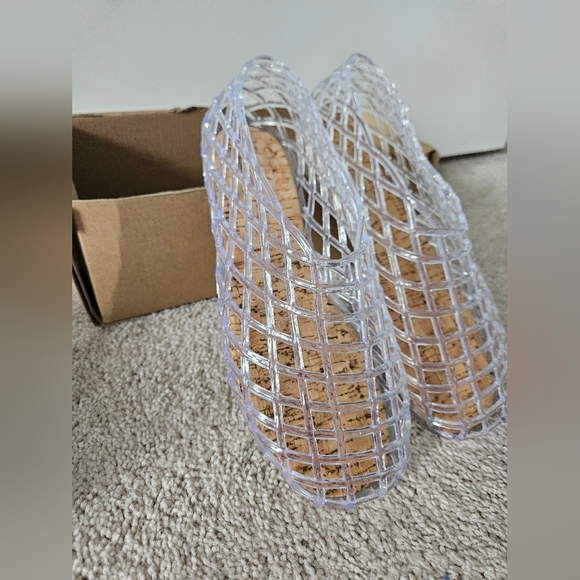 Coconuts by Matisse Clear Flats - Picture 4 of 10